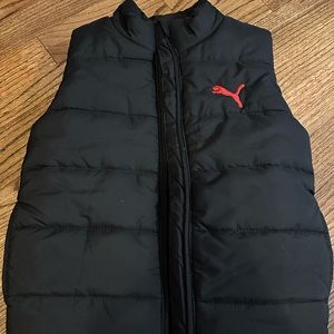Boys Puma Black Puffy Vest Size XXS 3-4